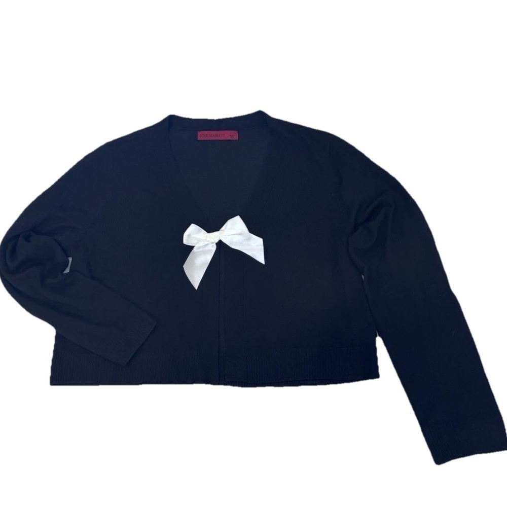 Chic Black Crpped Cardigan with White Bow